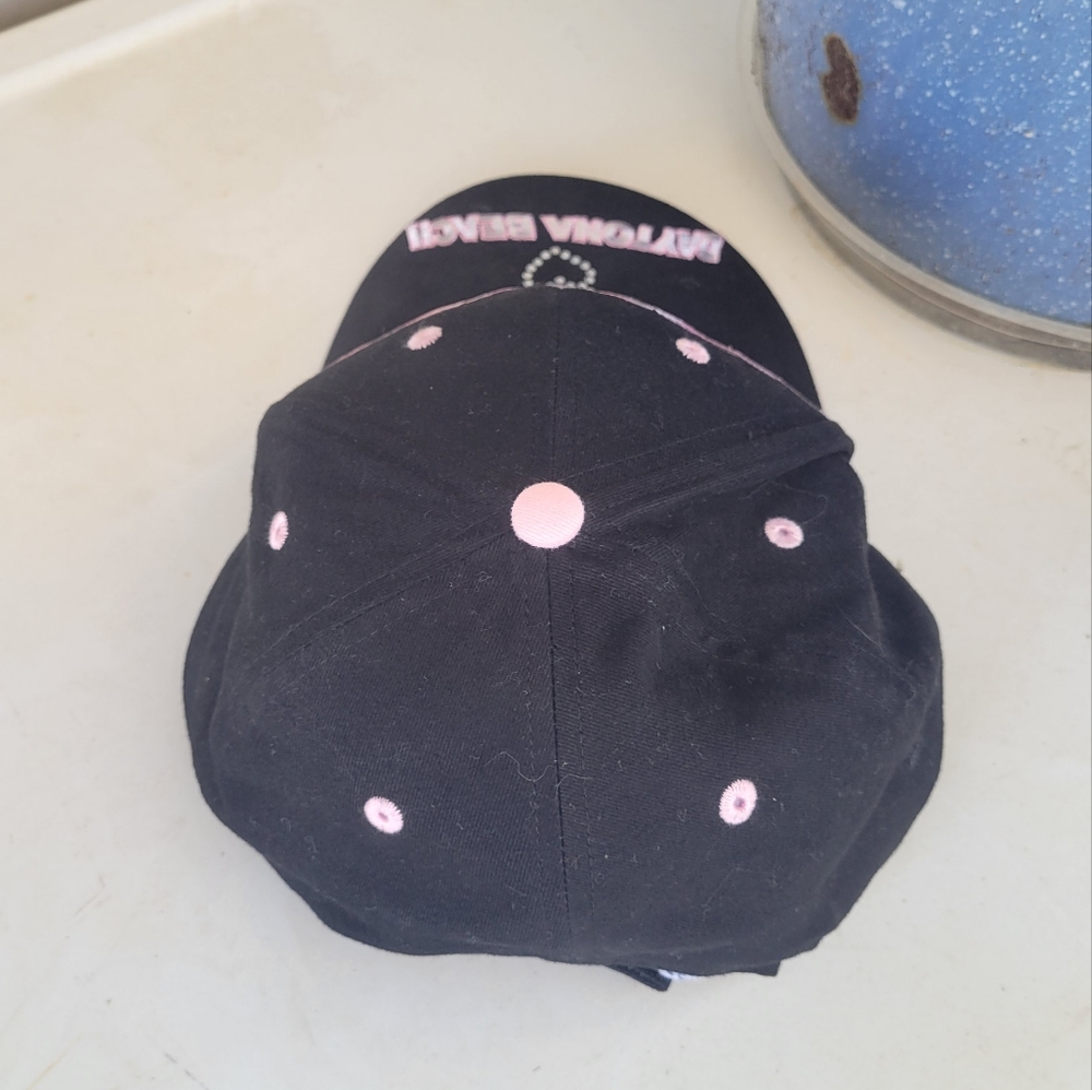 Hat - Picture 3 of 3